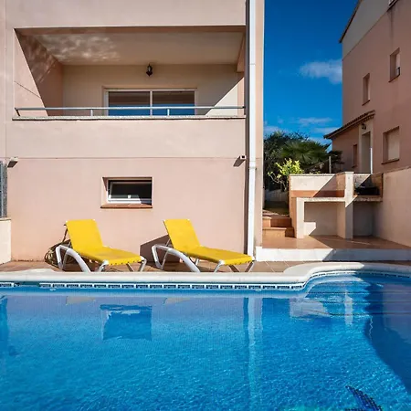 At130 Casa Con Piscina Privada, Aire Acondicionado Y Garaje *
