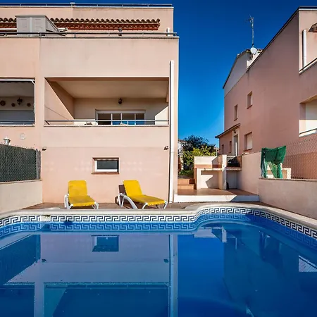 At130 Casa Con Piscina Privada, Aire Acondicionado Y Garaje