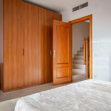 At130 Casa Con Piscina Privada, Aire Acondicionado Y Garaje Creixell